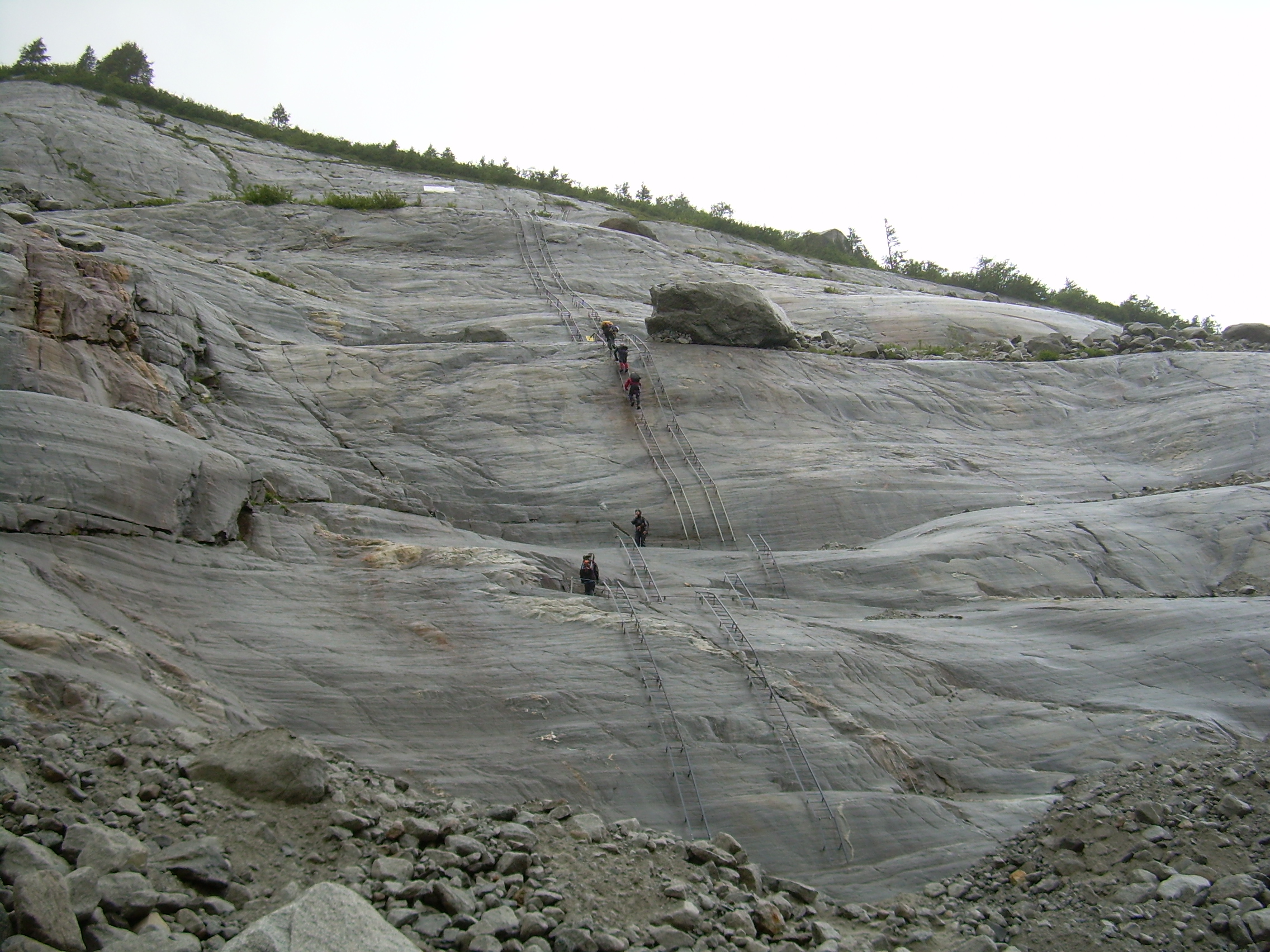 Ladders to Mer de Glace.JPG